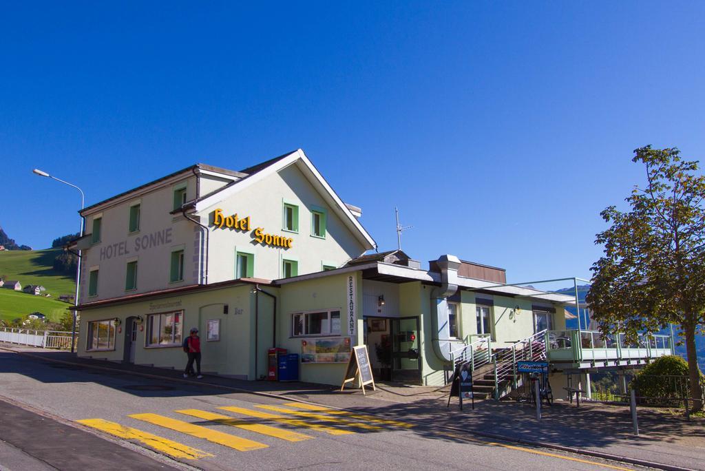 אמדן Hotel Sonne מראה חיצוני תמונה